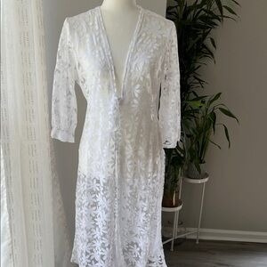 Ember women’s White Floral Lace Cover-Up
Size M